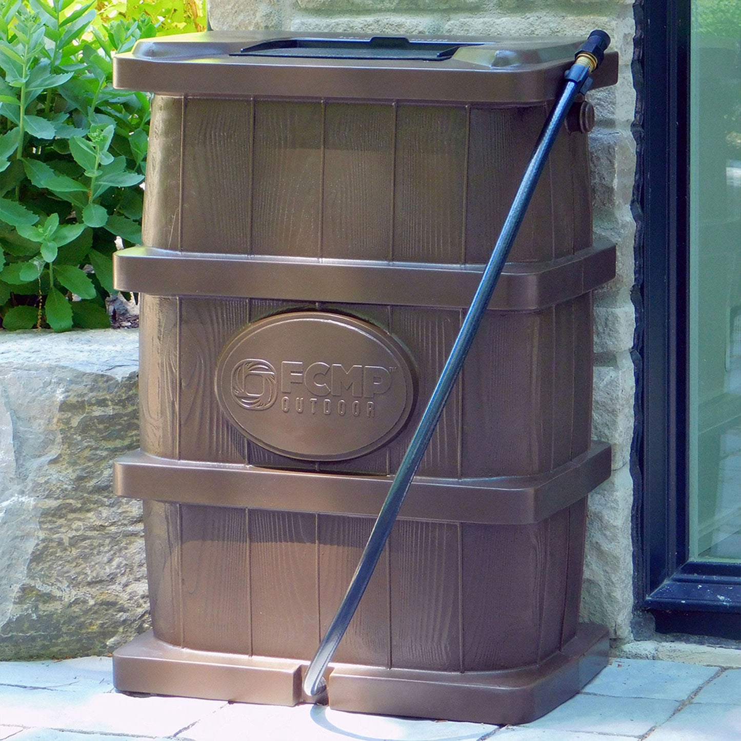 FCMP Outdoor WG4000 45 Gal Wood Grain Rain Water Catcher Barrel Container, Brown