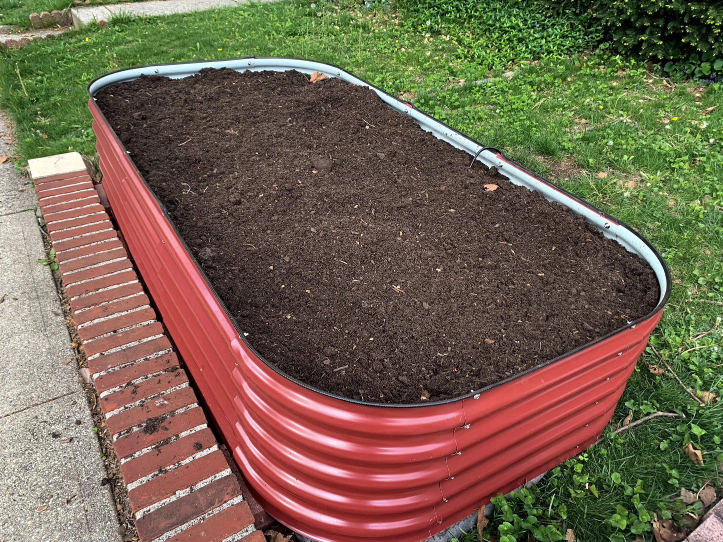 17" Tall, 12-in-1 Metal Raised Garden Bed in Barn Red