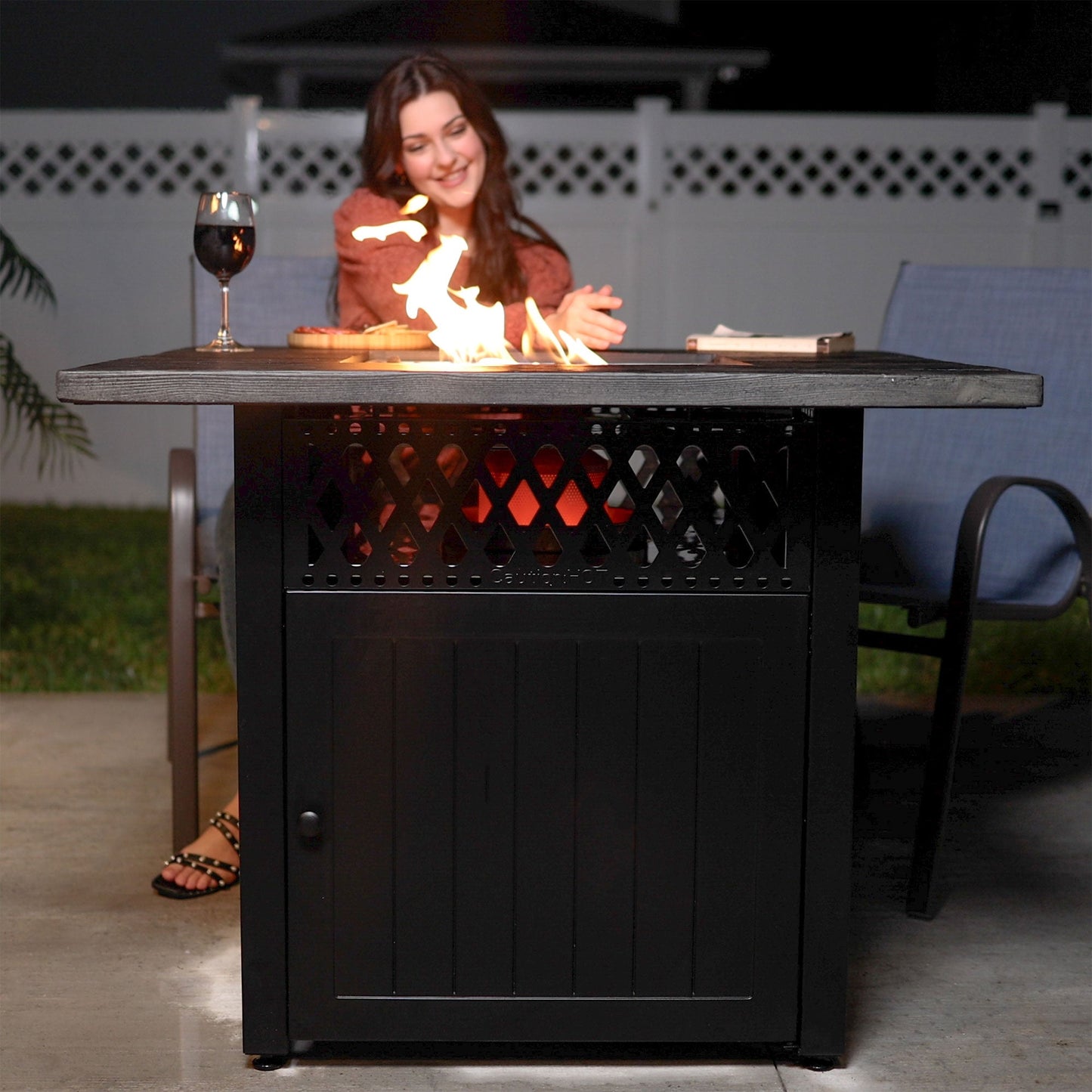 Four Seasons Courtyard Dual Heat 41,000 BTU Square Gas Fire Pit with Tabletop