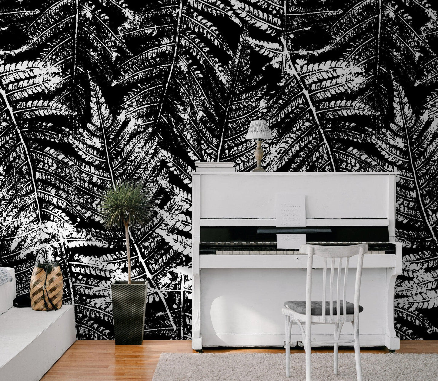 Black and White Fern Botanical Wallpaper. Peel and Stick Mural. #6579