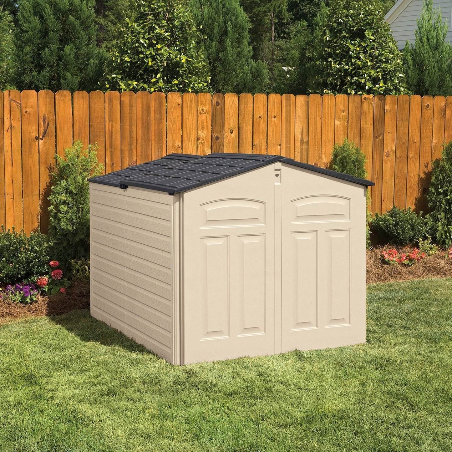 Rubbermaid 96 Cubic Feet Low-Profile Slide Lid Outdoor Storage Shed | 1800005