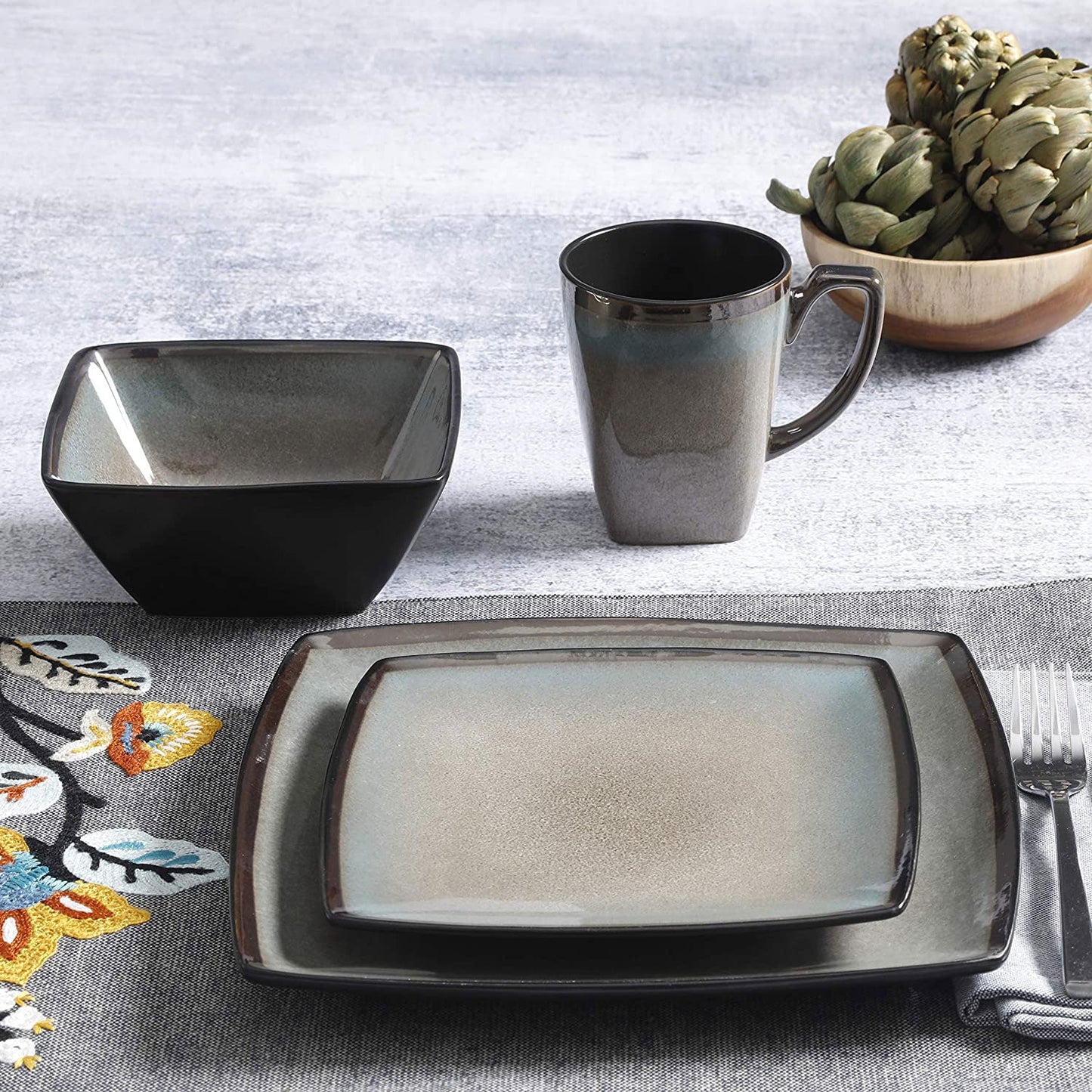 Gibson Elite 16 Piece Glazed Square Dinnerware Set with Plates, Bowls, and Mugs