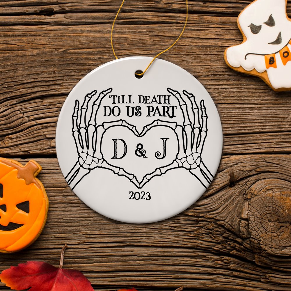 Minimalist Skeleton Couple Personalized Ornament, Spooky Wedding Keepsake Gift