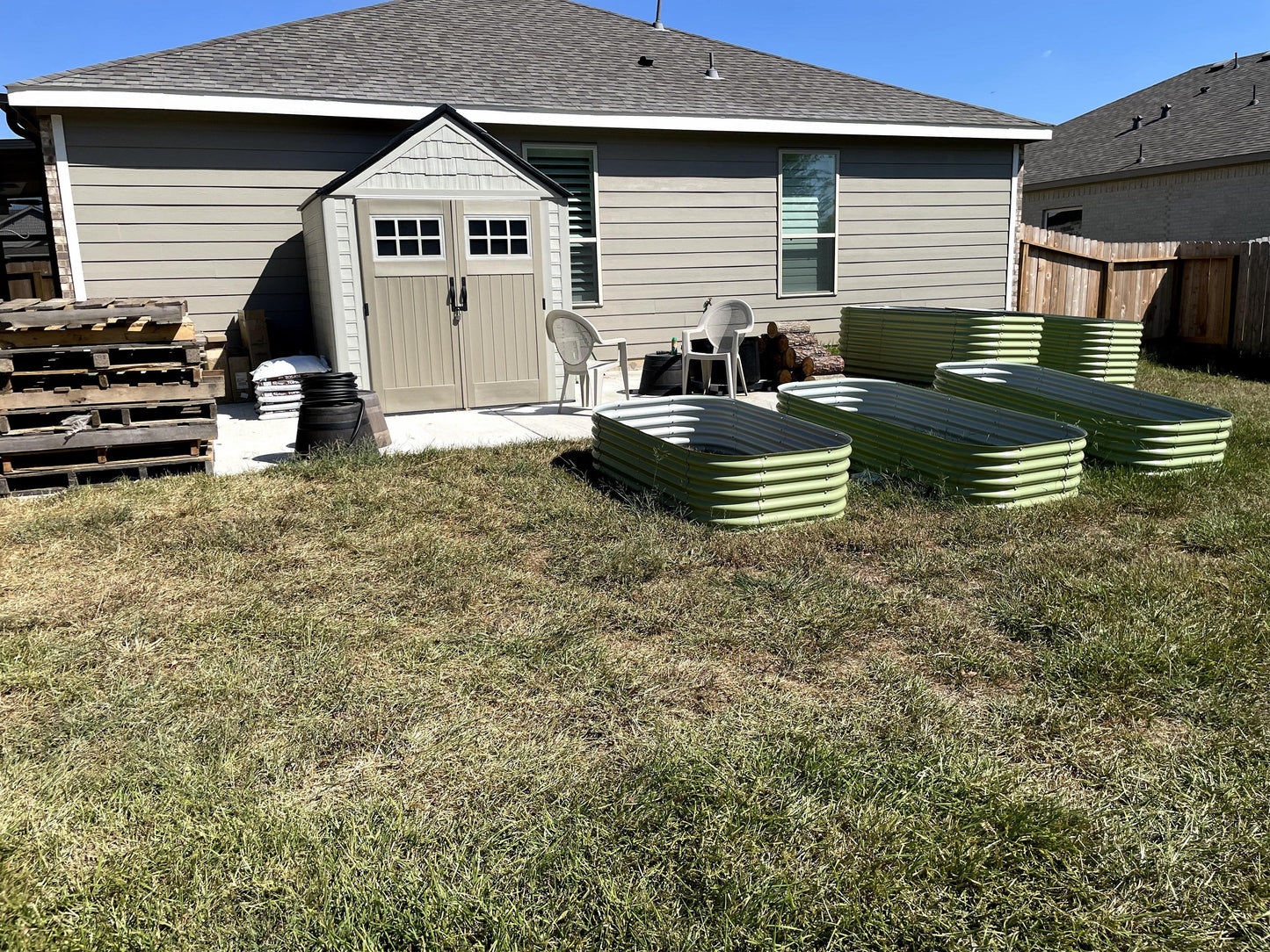 17" Tall, 12-in-1 Metal Raised Garden Bed in Sage Green