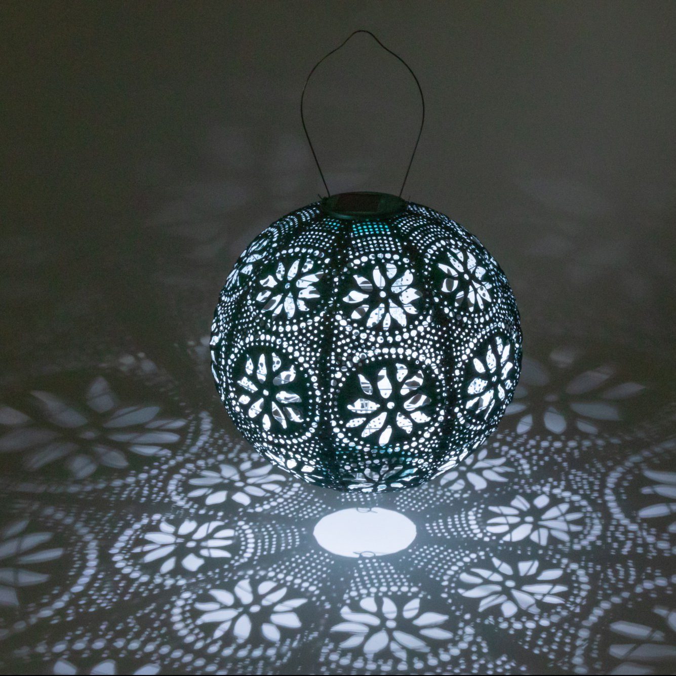 Soji Stella - Boho Globe - 12" Solar Lantern