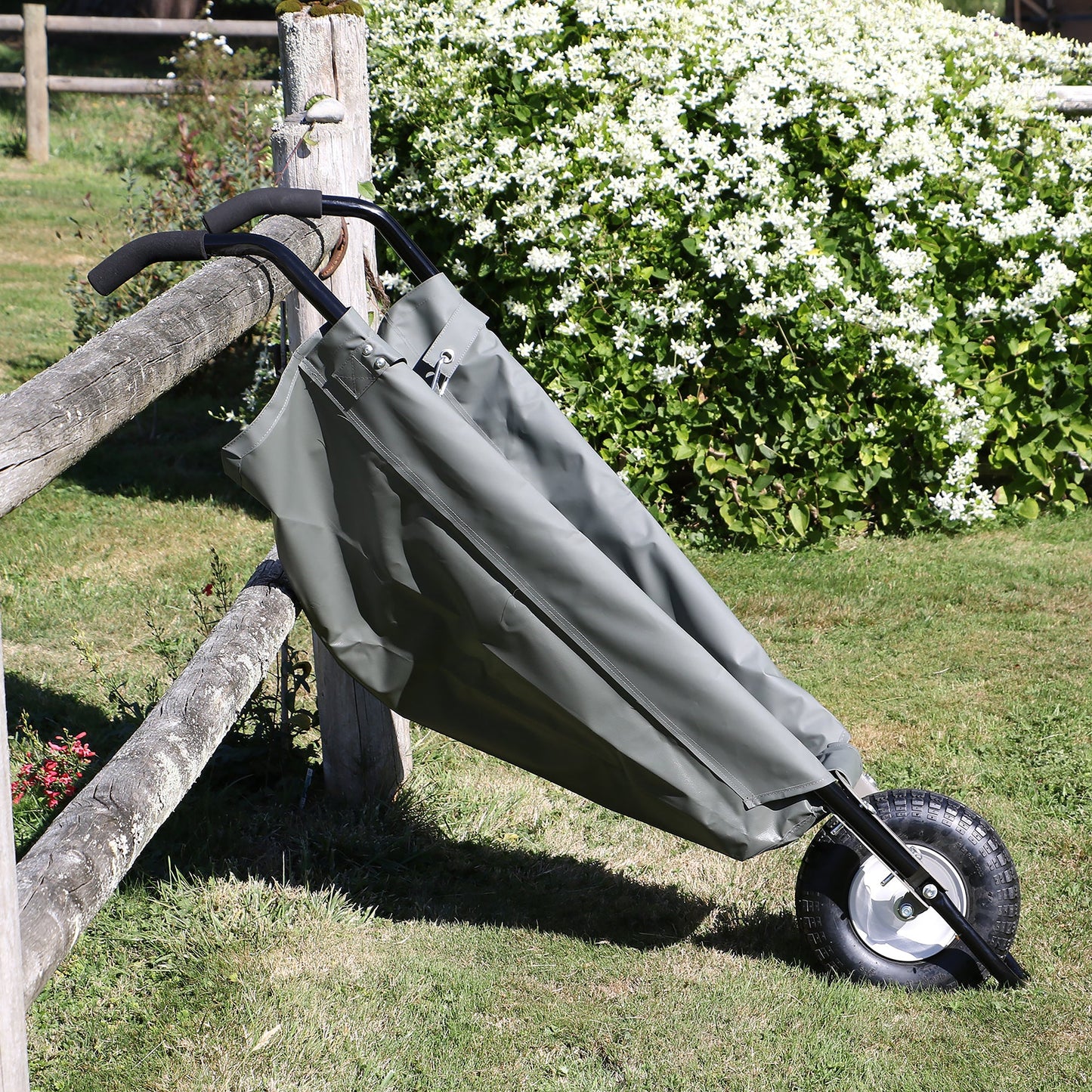 WheelEasy Foldable Garden Cart (Wheelbarrow)