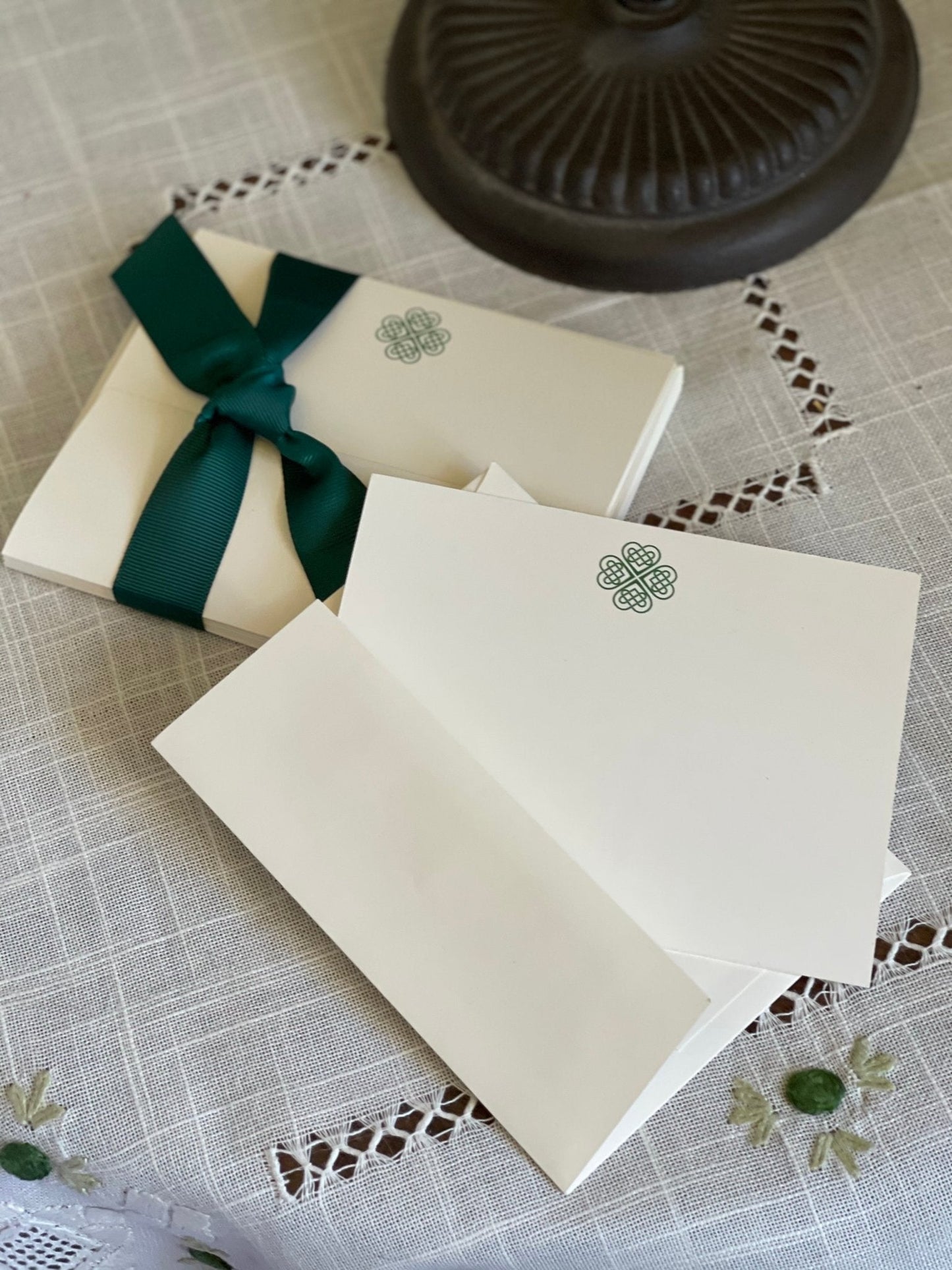 Boxed Celtic Knot Stationery - Irish Note Cards and Envelopes (10)