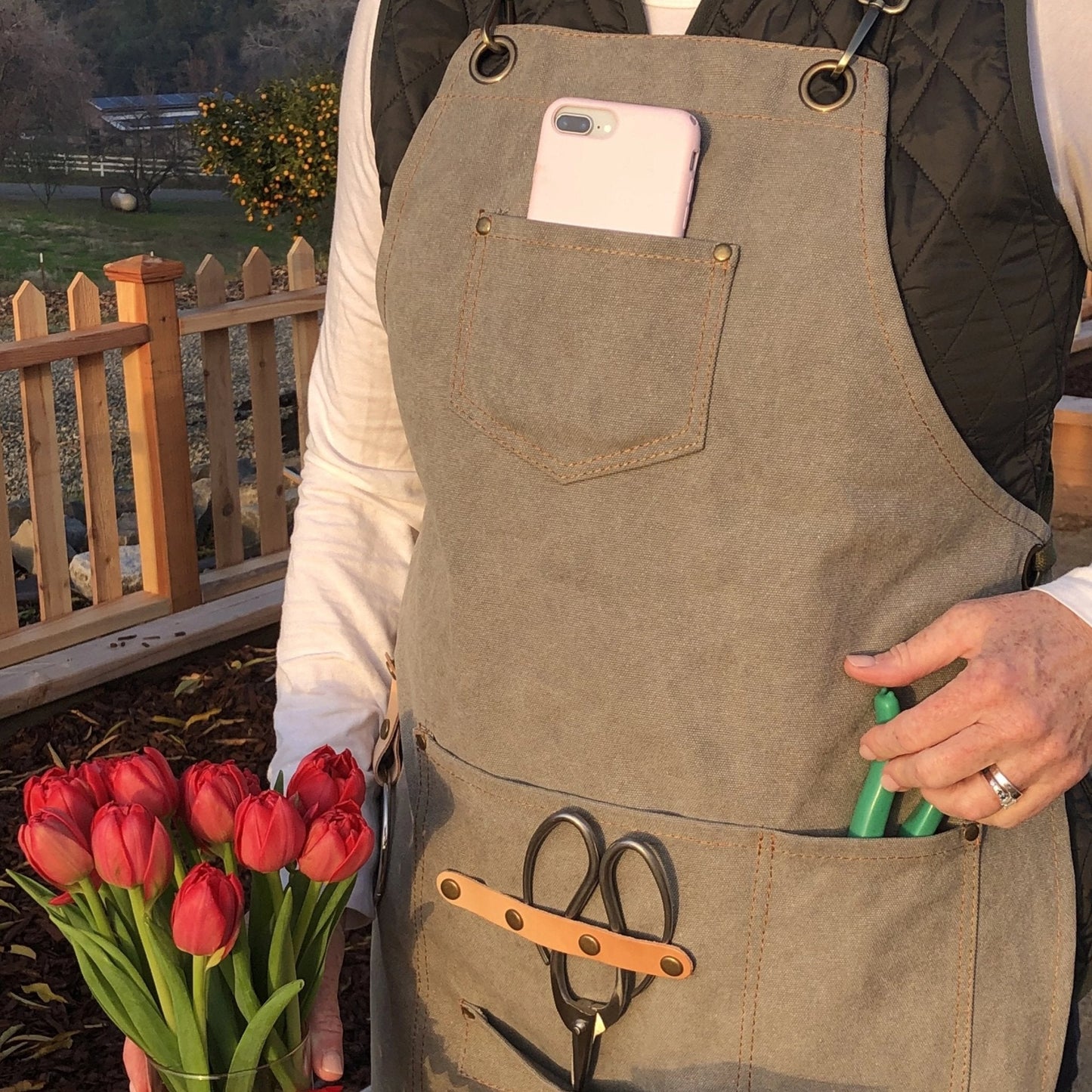 Gardening Apron - Waxed Canvas Apron with Pockets