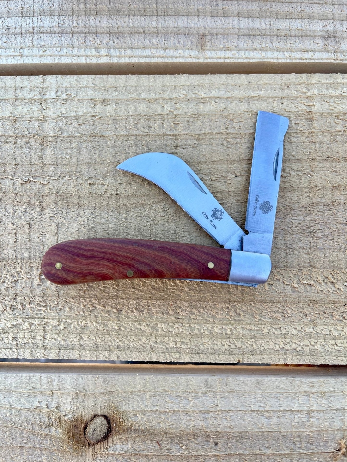 Professional Gardener's Knife - For Pruning, Grafting and Propagation