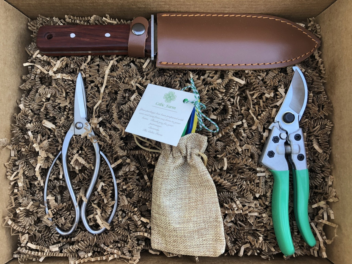 Ultimate Garden Gift Box -  4 Garden Tool Set  (Hori Hori, Pruners, Garden Snips and Garden Tool Sharpeners)  Tool Kit